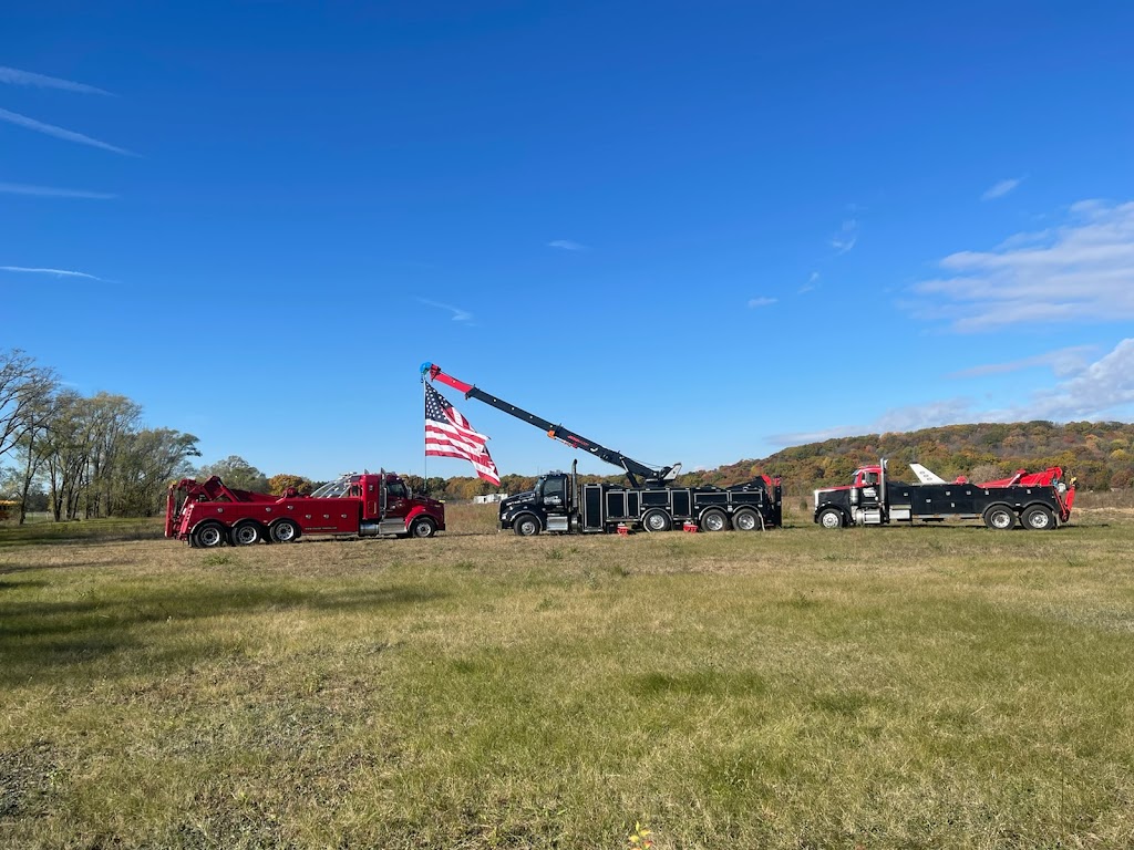 Craigs Towing | S2492 County Hwy BD, Baraboo, WI 53913, USA | Phone: (608) 356-7400