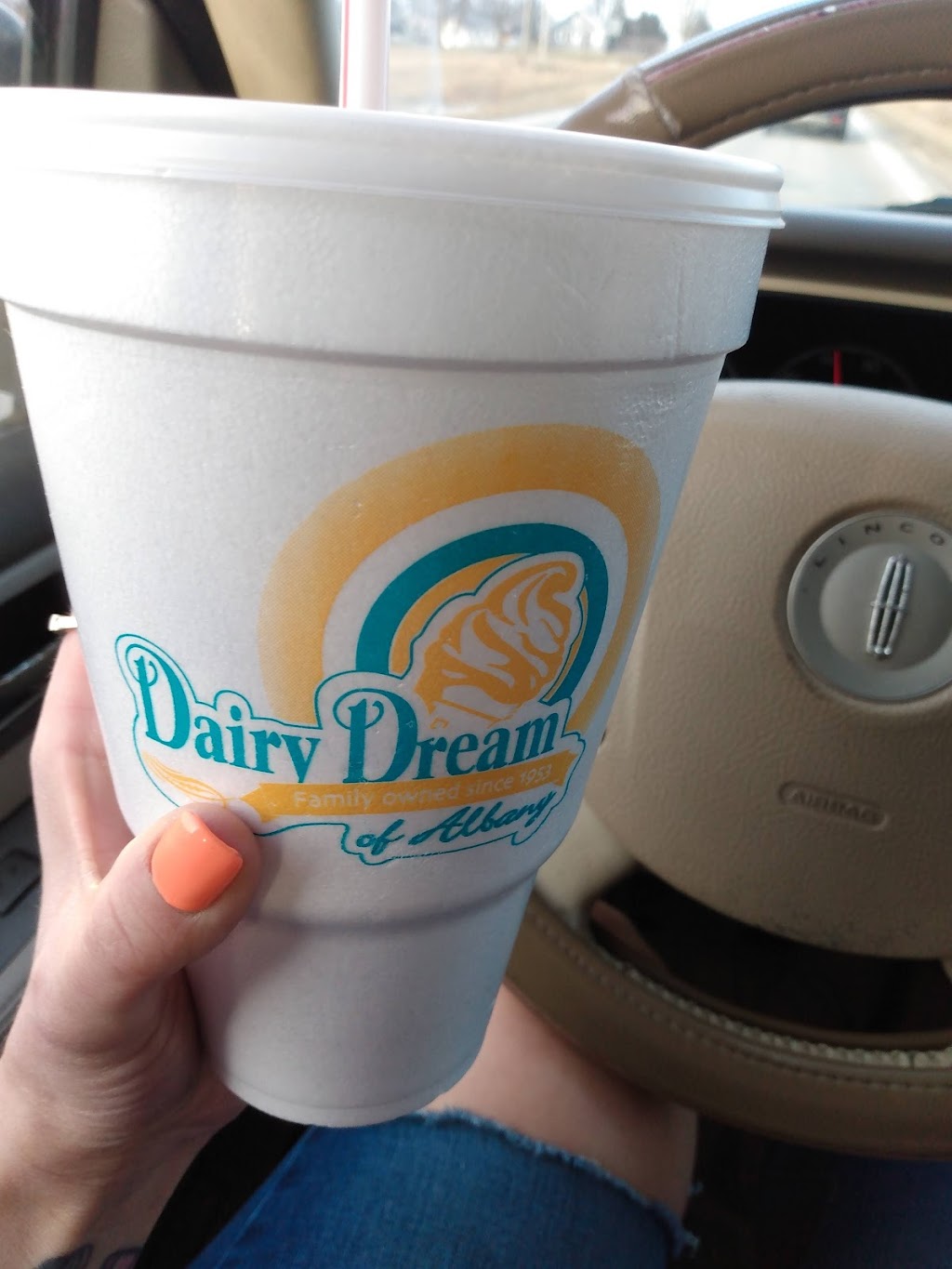 Dairy Dream | 805 W Walnut St, Albany, IN 47320, USA | Phone: (765) 789-4721