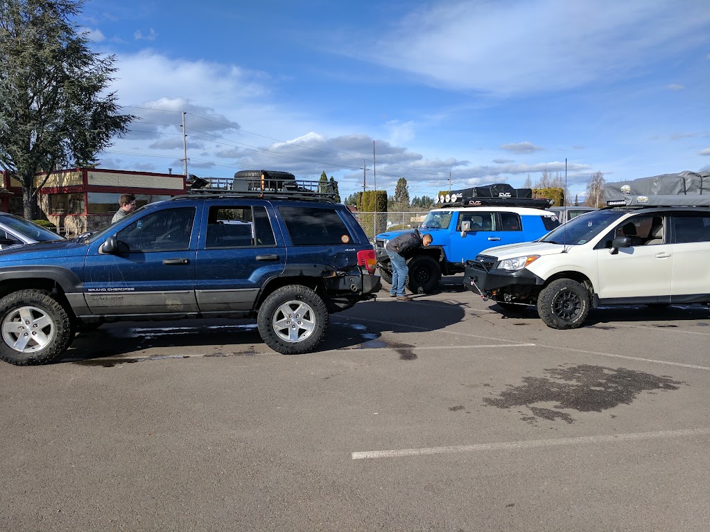 United Car Wash | 9855 SW Walnut Pl, Tigard, OR 97223 | Phone: (503) 781-1406