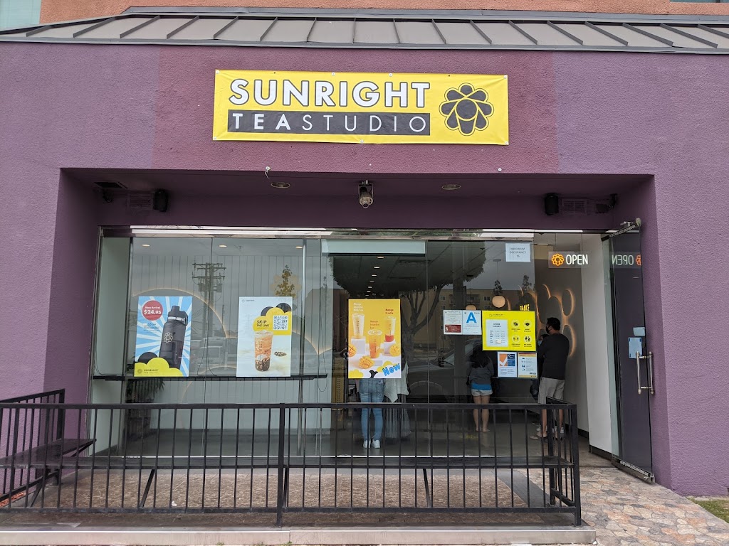 Sunright Tea Studio - Monterey Park | 141 N Atlantic Blvd #107, Monterey Park, CA 91754, USA | Phone: (626) 782-7341