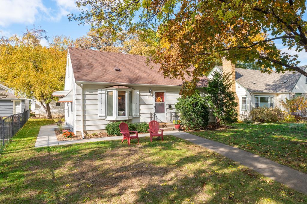 Kevin Curtis, RE/MAX Advantage Plus | 1650 W 82nd St STE 880, Bloomington, MN 55431, USA | Phone: (612) 619-6496