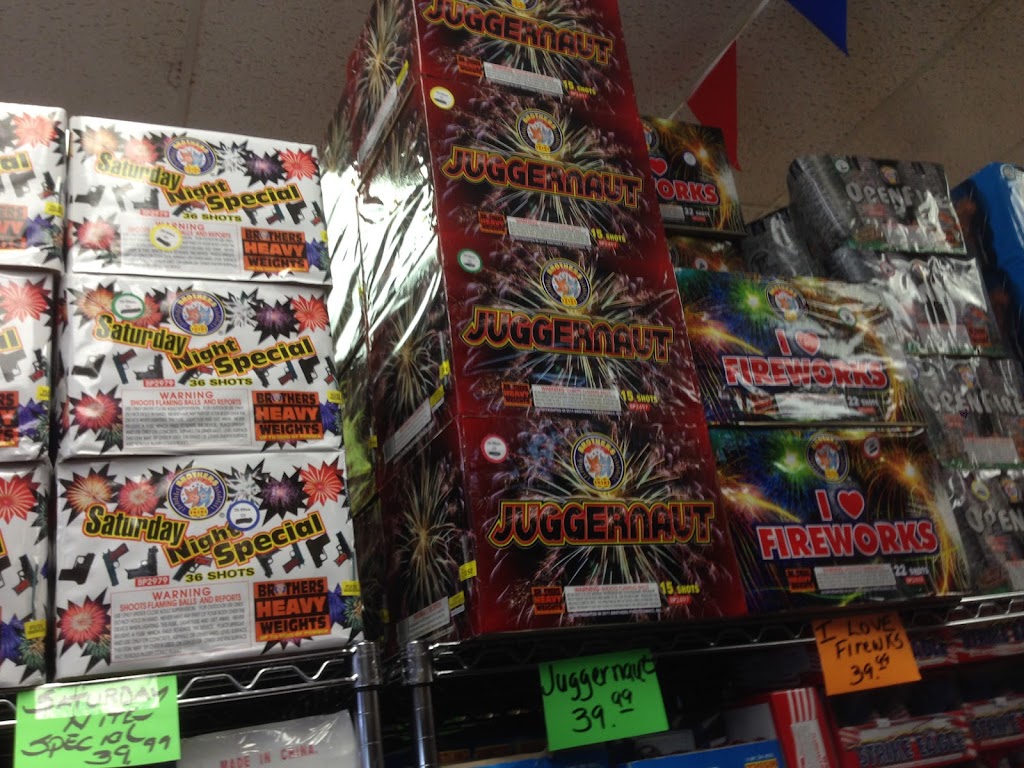 Big Daddy Ks Fireworks | 8337 Indianapolis Blvd, Highland, IN 46322, USA | Phone: (219) 923-8370