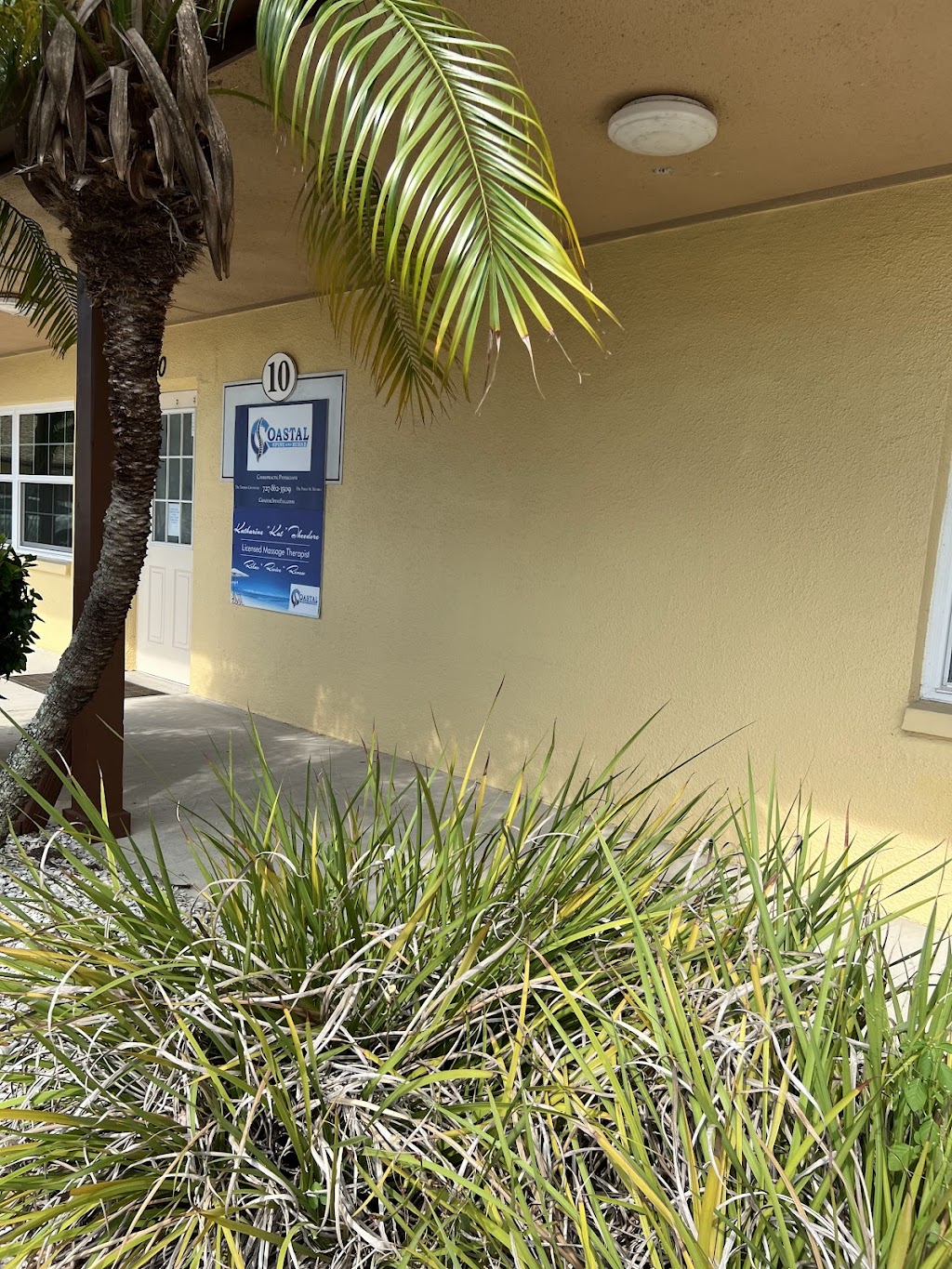 Coastal Spine and Rehab Center | 13910 Fivay Rd #10, Hudson, FL 34667, USA | Phone: (727) 862-3509