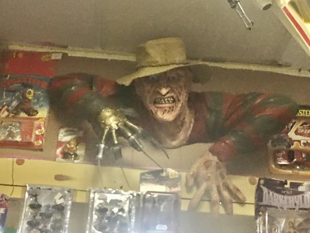 Vintage comic shop | 811-847 Ingram Blvd, West Memphis, AR 72301, USA | Phone: (870) 733-4059 Vintage comic shop | 811-847 Ingram Blvd, West Memphis, AR 72301, USA | Phone: (870) 733-4059