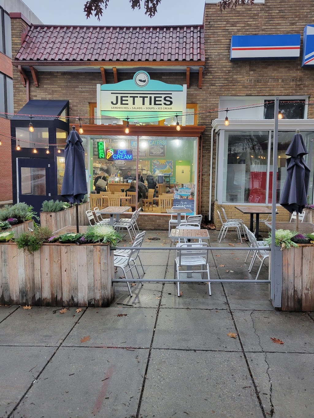 Jetties | 5632 Connecticut Ave NW, Washington, DC 20015, USA | Phone: (202) 364-2465