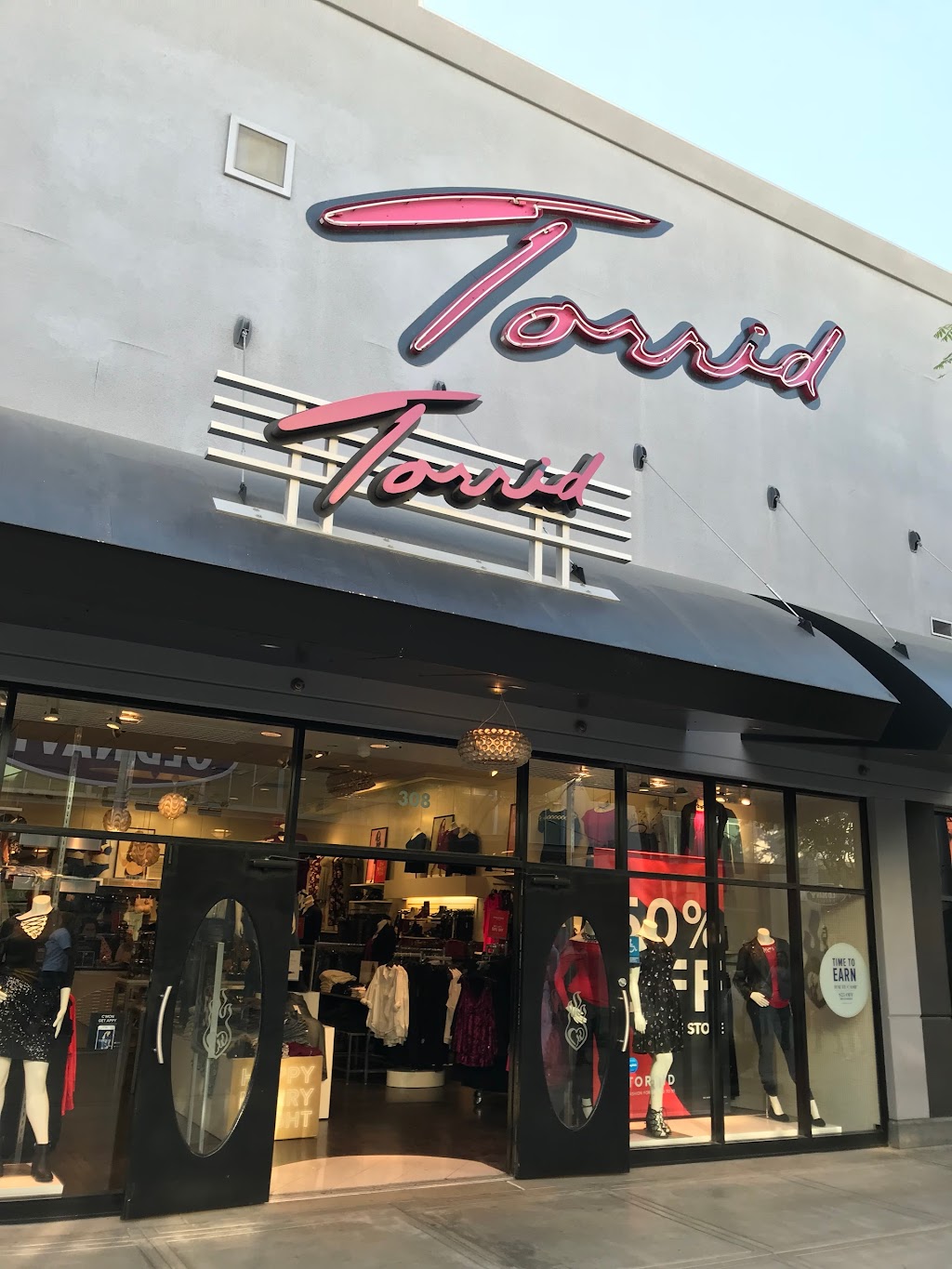 Torrid | 20 City Blvd W Ste 308, Orange, CA 92868, USA | Phone: (714) 385-1358