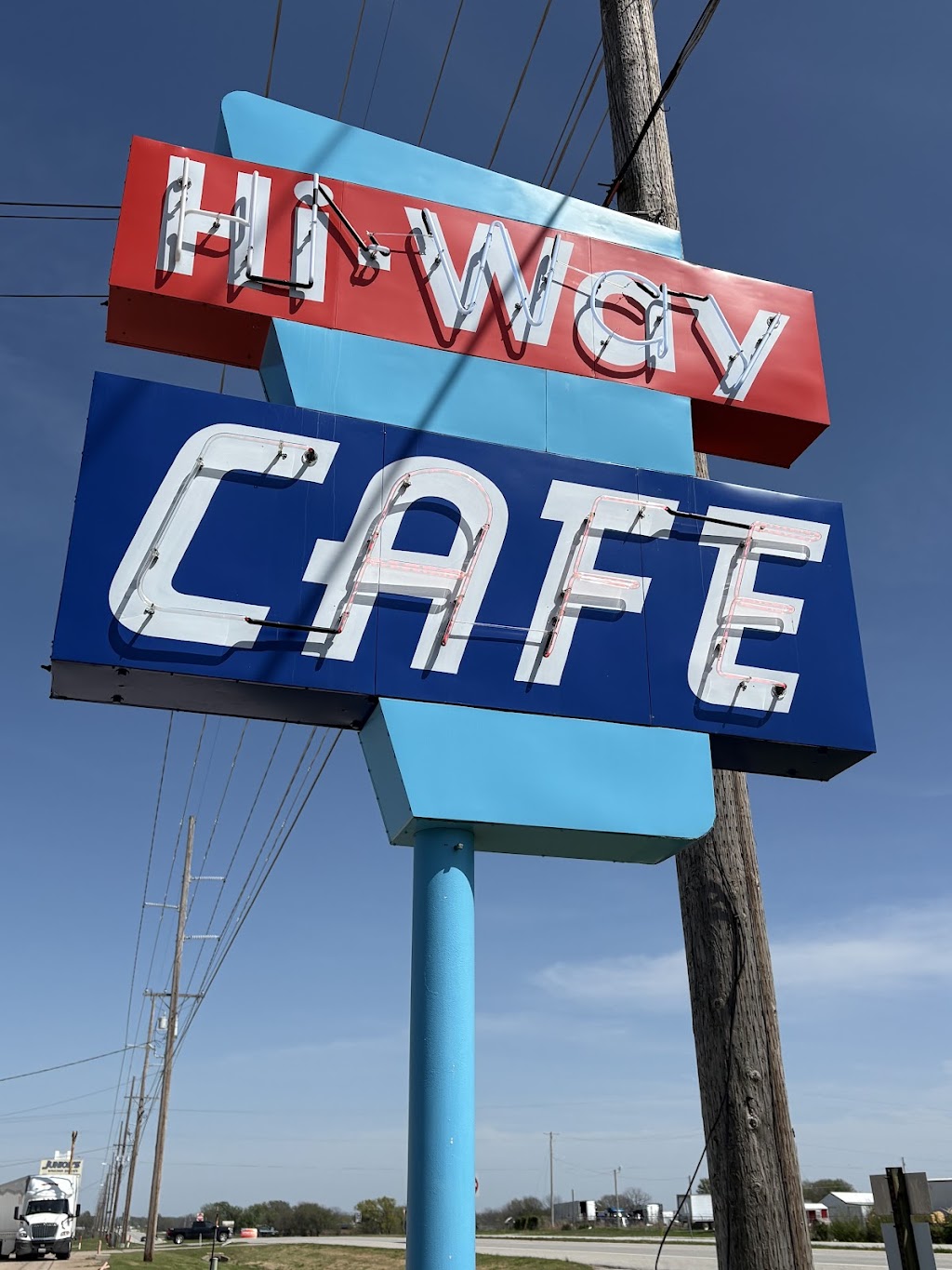 Hi-Way Cafe | 437918 US-60, Vinita, OK 74301, USA | Phone: (918) 256-5465