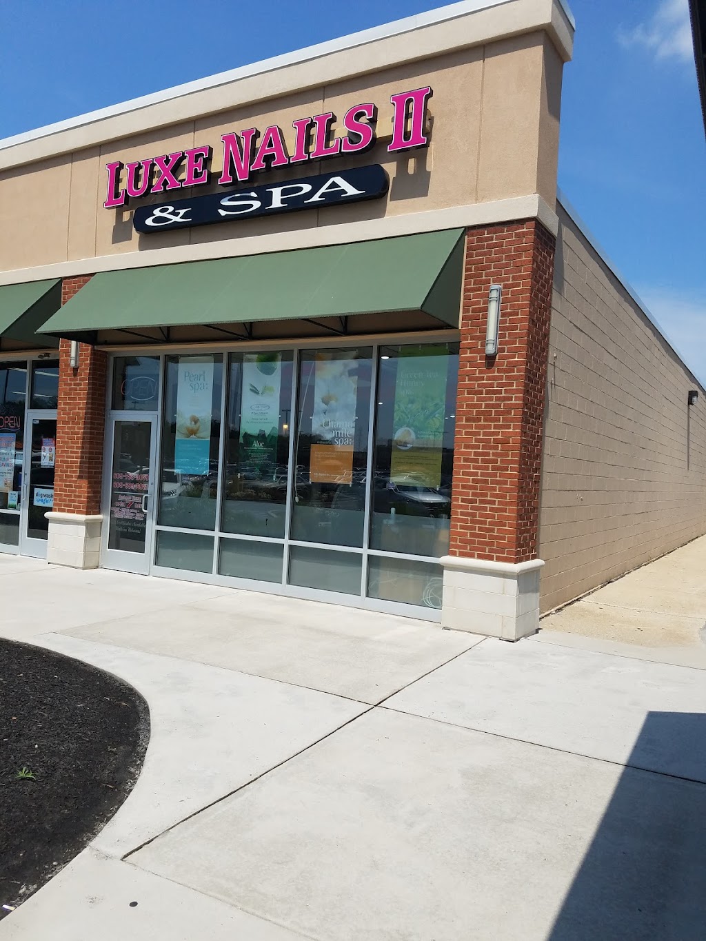 Luxe Nails And Spa II | 1817 Mt Holly Rd, Burlington, NJ 08016, USA | Phone: (609) 733-3079