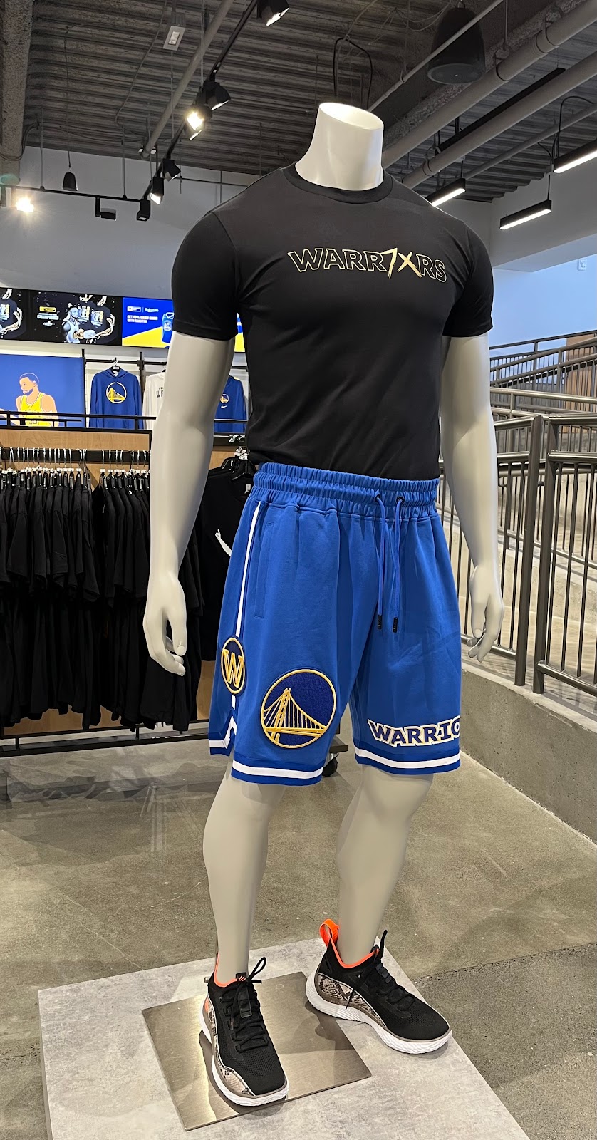 Warriors Shop | 151 Warriors Way Suite 106, San Francisco, CA 94158, USA | Phone: (415) 431-7012