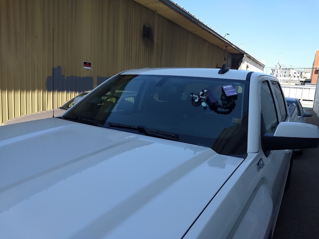 Chips Away Windshield Repair | 18005 S 68th St, Hickman, NE 68372, USA | Phone: (308) 219-0184