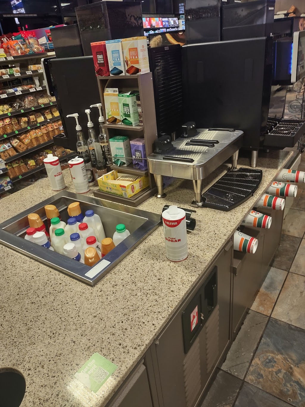 7-Eleven | 88 Essex St, Rochelle Park, NJ 07662, USA | Phone: (201) 968-5556