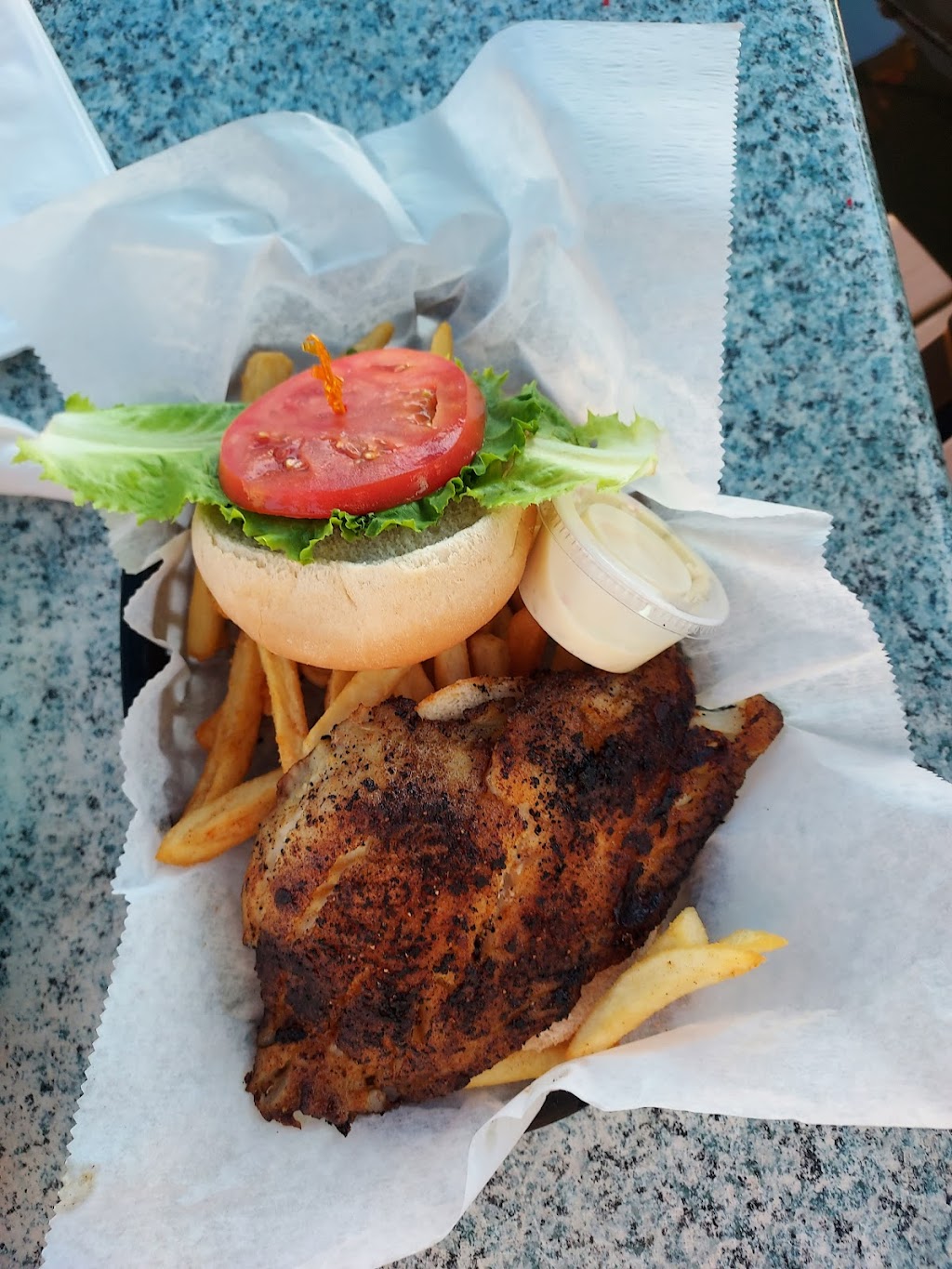 Casey Key Fish House | 801 Blackburn Point Rd, Osprey, FL 34229, USA | Phone: (941) 966-1901