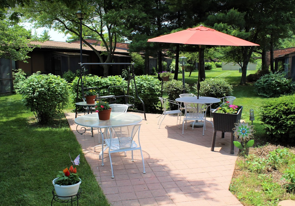 Claremont Retirement Village | 7041 Bent Tree Blvd, Columbus, OH 43235, USA | Phone: (614) 761-2011