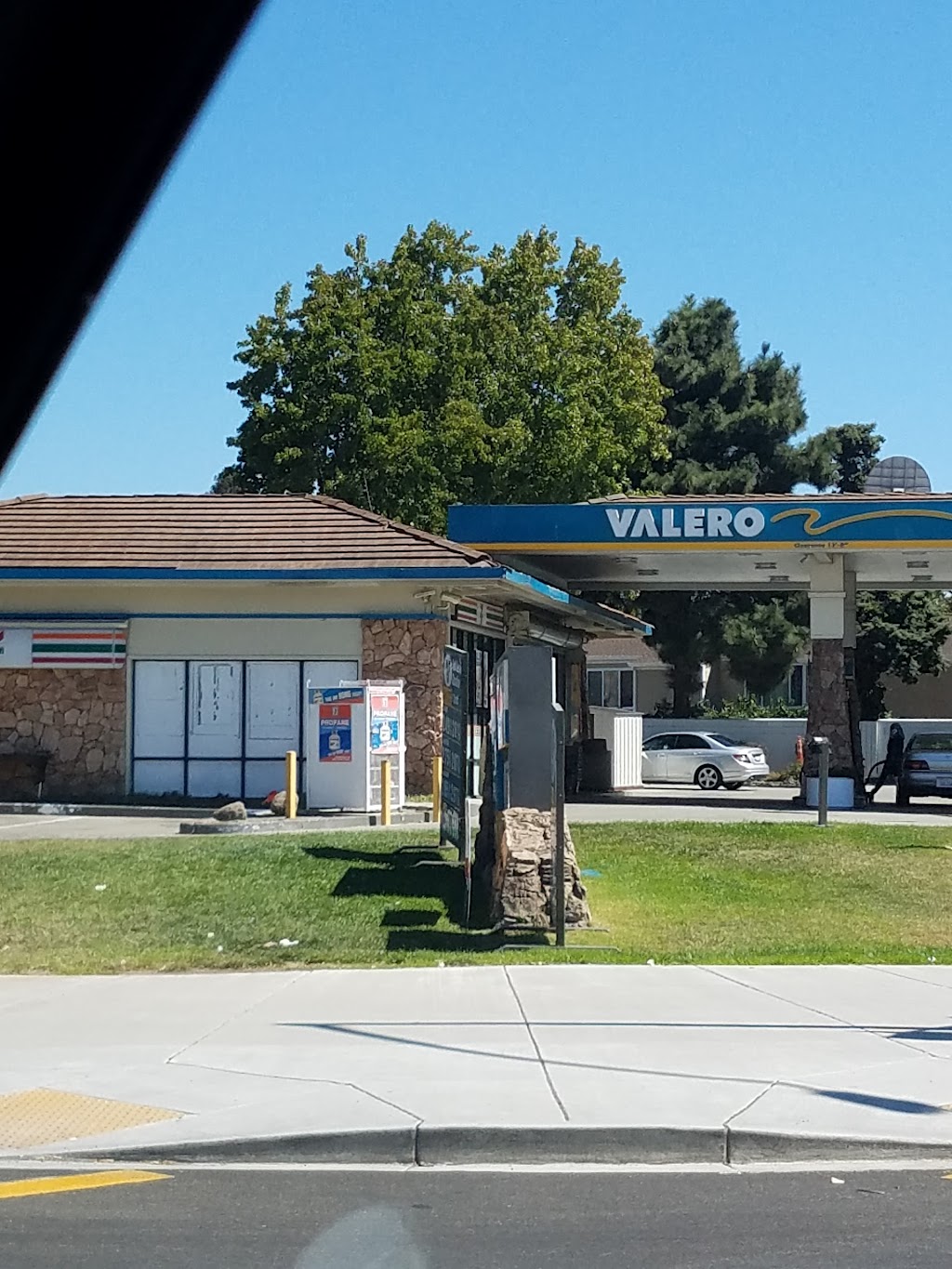 Fremont Gas N Wash | 41700 Grimmer Blvd, Fremont, CA 94538, USA | Phone: (510) 979-9274