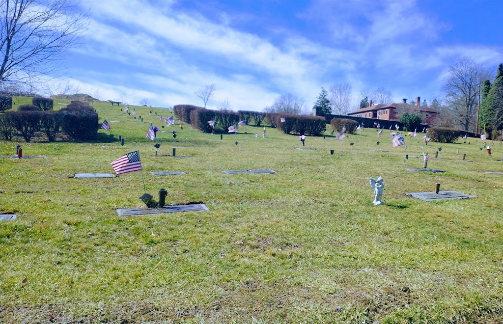 Mt St Macrina Cemetery | Mt St Macrina Rd, Uniontown, PA 15401, USA | Phone: (724) 437-7480