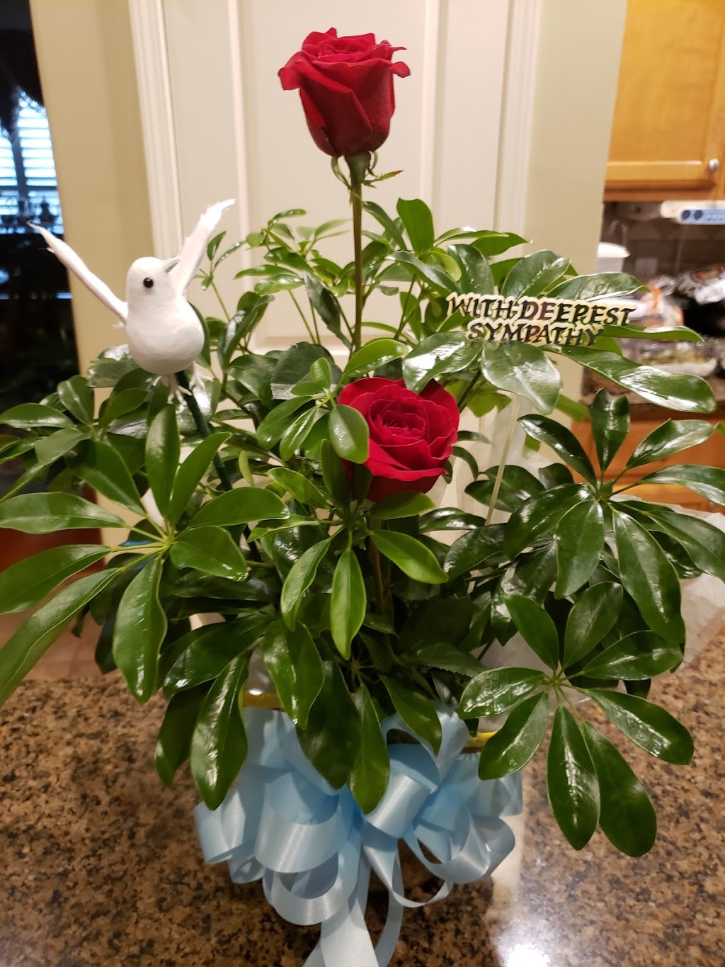 Creative Hands Florist | 4764 Dylan Valley Dr, Memphis, TN 38135, USA | Phone: (901) 372-2590