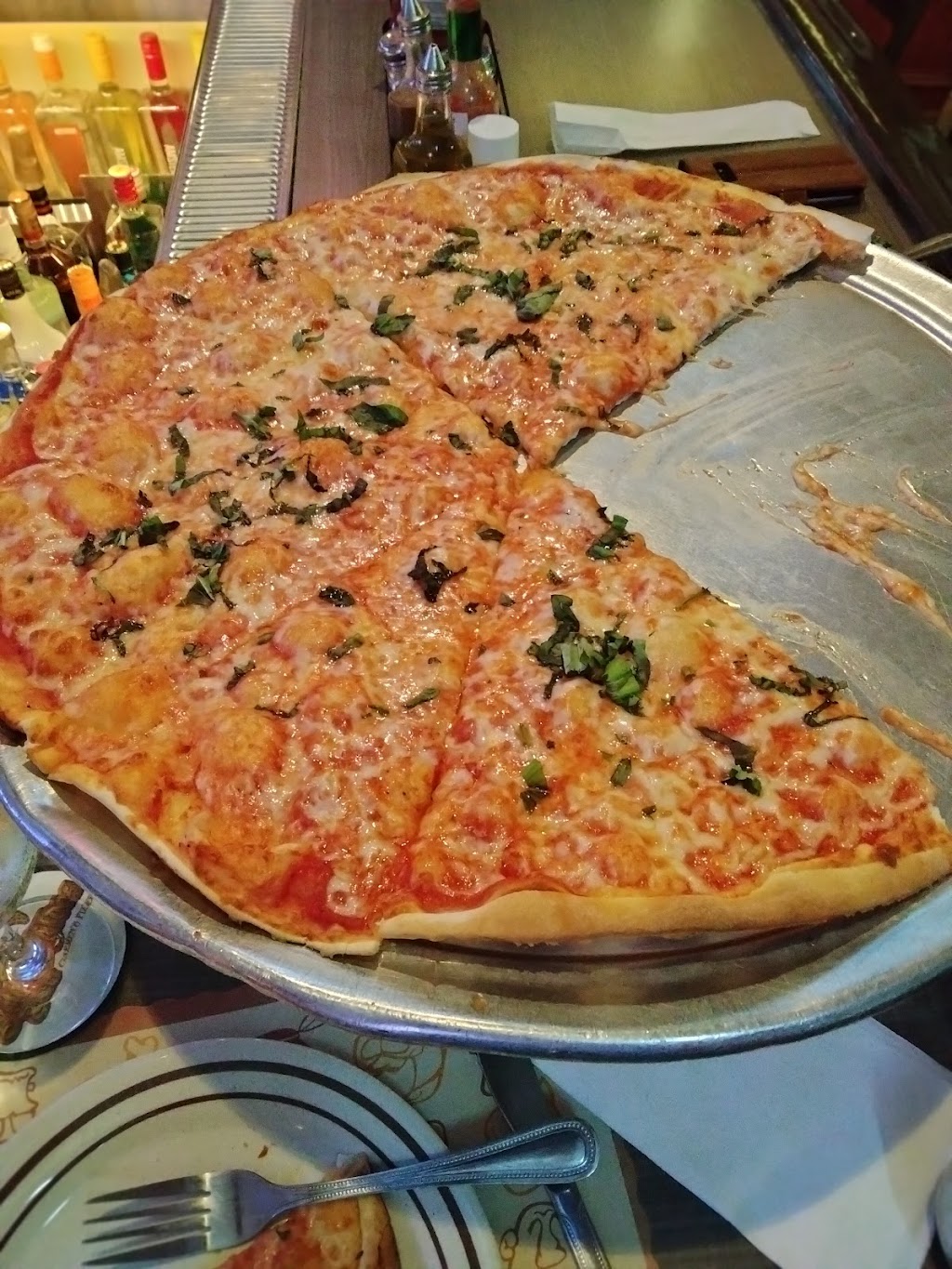 Pete & Eldas Bar / Carmens Pizzeria | 96 Woodland Ave, Neptune City, NJ 07753, USA | Phone: (732) 774-6010