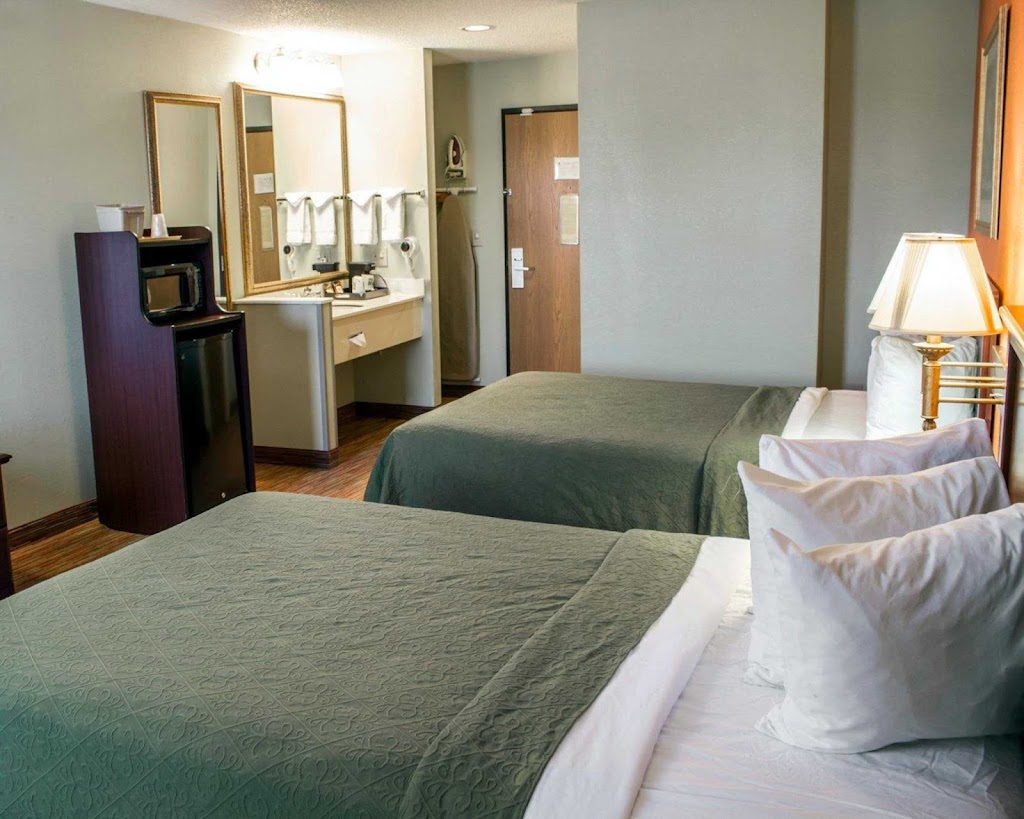 Hotel | 1202 Liberty Rd, High Point, NC 27263, USA | Phone: (336) 861-3000