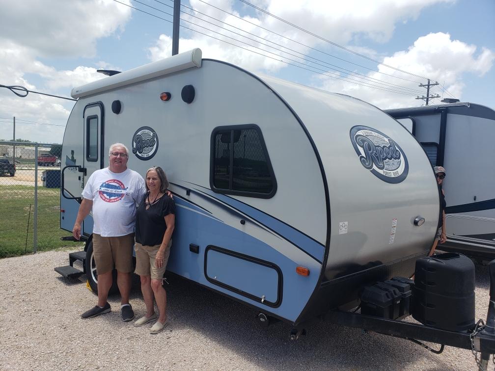 Cripple Creek Rv Consignment & Sales | 107 Bailey Ln, Liberty Hill, TX 78642, USA | Phone: (512) 778-5888