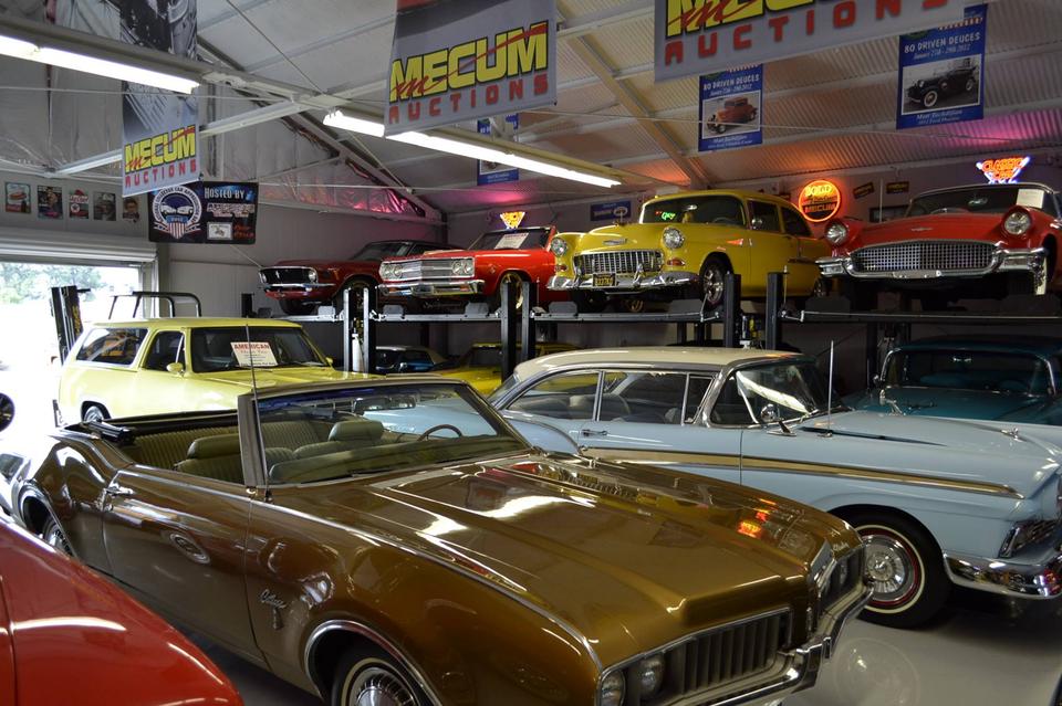 American Classic Cars | 2282 E Arrow Hwy, La Verne, CA 91750, USA | Phone: (909) 596-5700