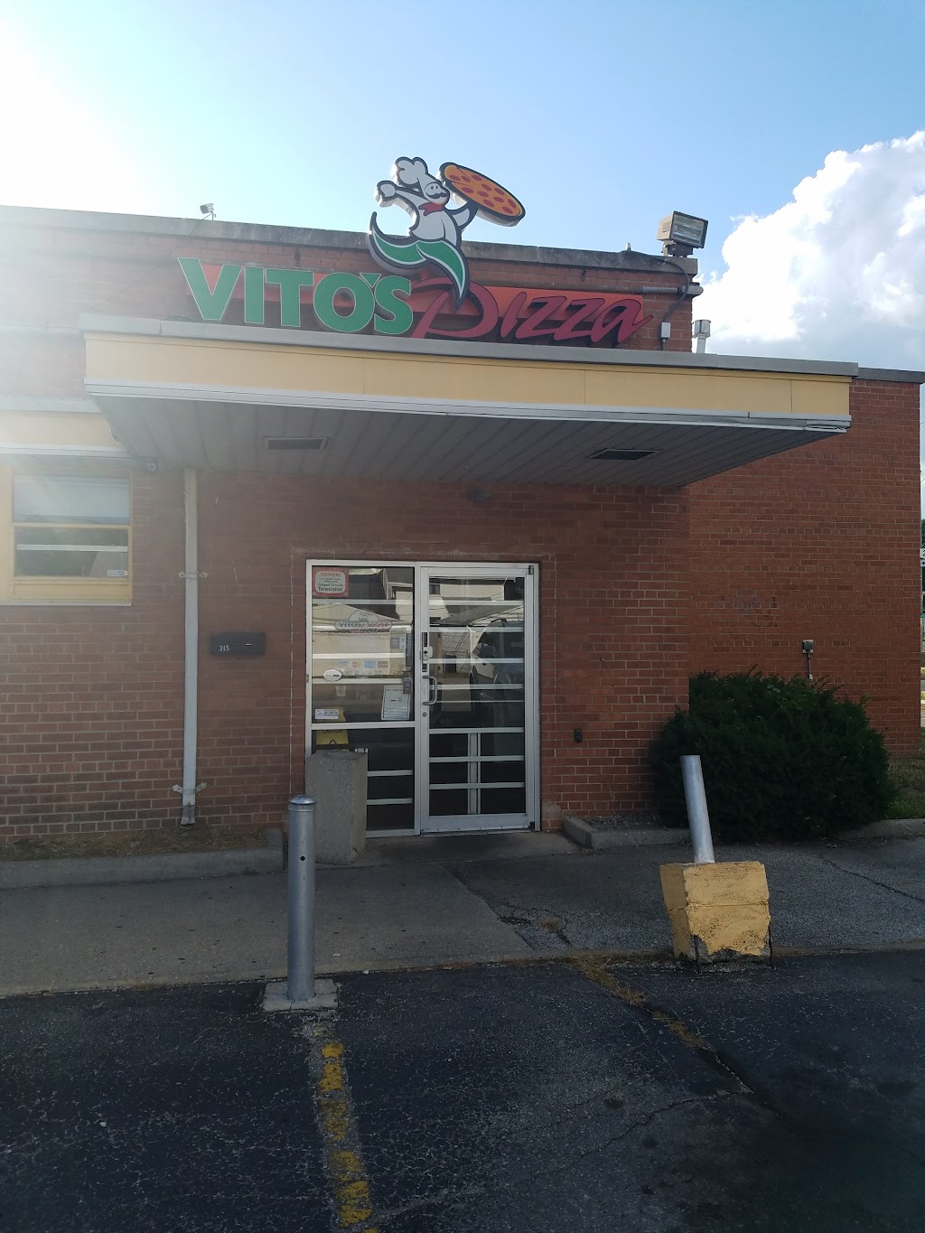 Vitos Pizza and Subs | 315 S Detroit Ave, Toledo, OH 43609, USA | Phone: (419) 385-8486