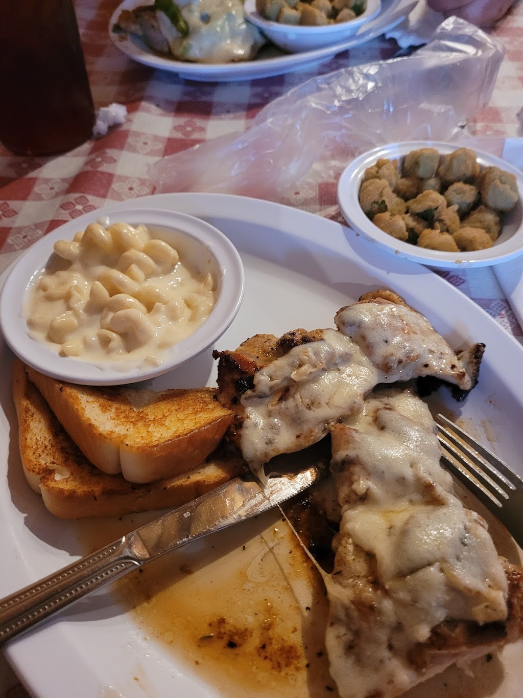 Piggin Aint Easy | 10448 TN-59, Burlison, TN 38015, USA | Phone: (901) 296-5242