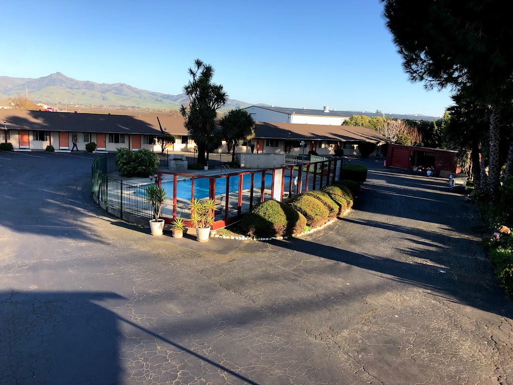 Wiebe Motel | 1271 San Felipe Rd, Hollister, CA 95023, USA | Phone: (831) 637-5801