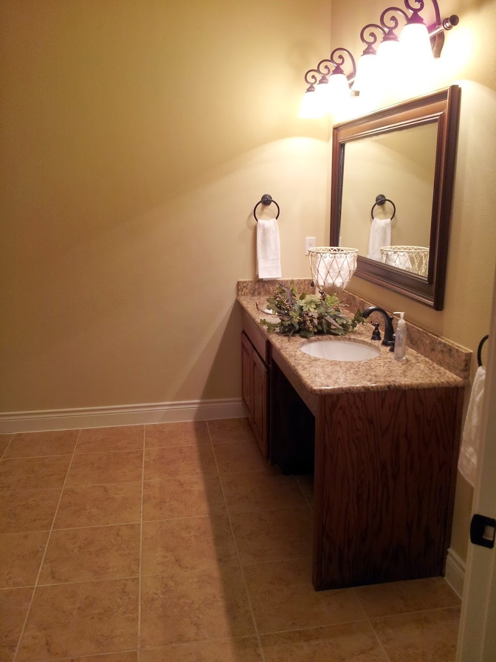 Sedro Trail Assisted Living & Memory Care | 292 Sedro Trail, Georgetown, TX 78633, USA | Phone: (512) 943-4837