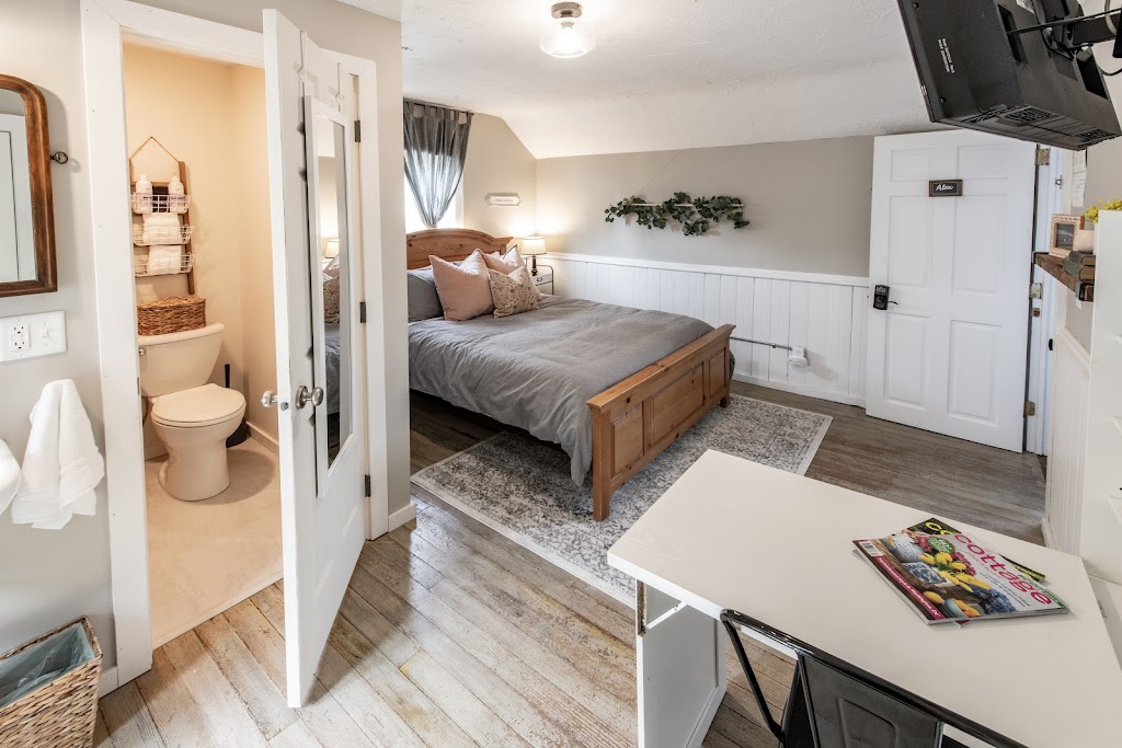 The Praha Inn - New Prague, MN. | 120 Main St W, New Prague, MN 56071, USA | Phone: (612) 787-7242