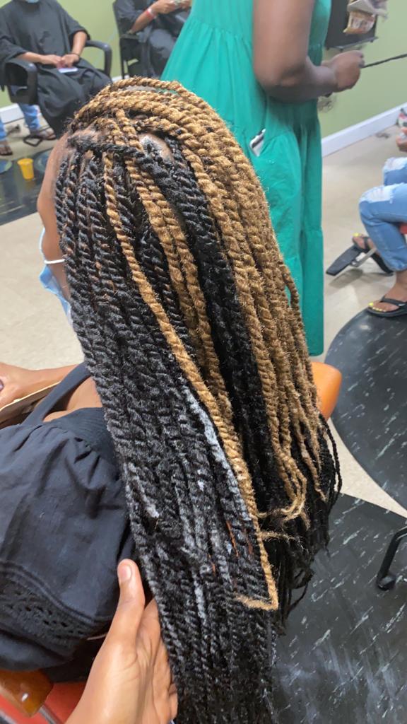 NINA BRAIDING | 9424 Annapolis Rd, Lanham, MD 20706, USA | Phone: (240) 701-5471