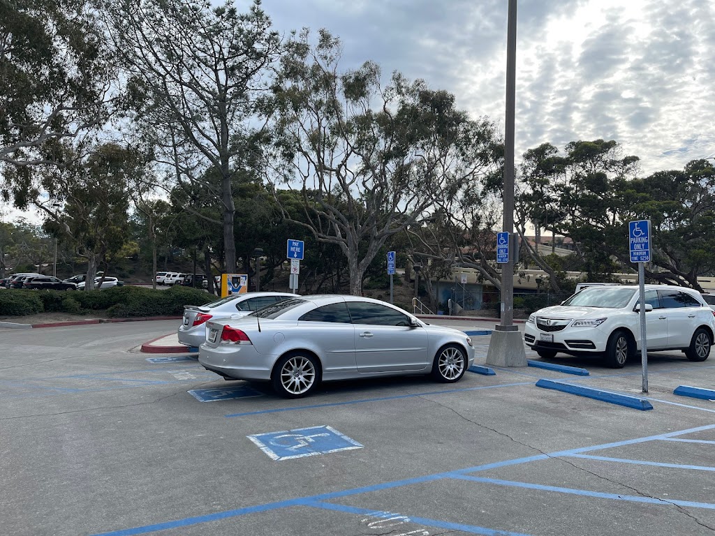 Salt Creek Beach Parking | 33333 Pacific Coast Hwy, Dana Point, CA 92629, USA | Phone: (949) 943-9749