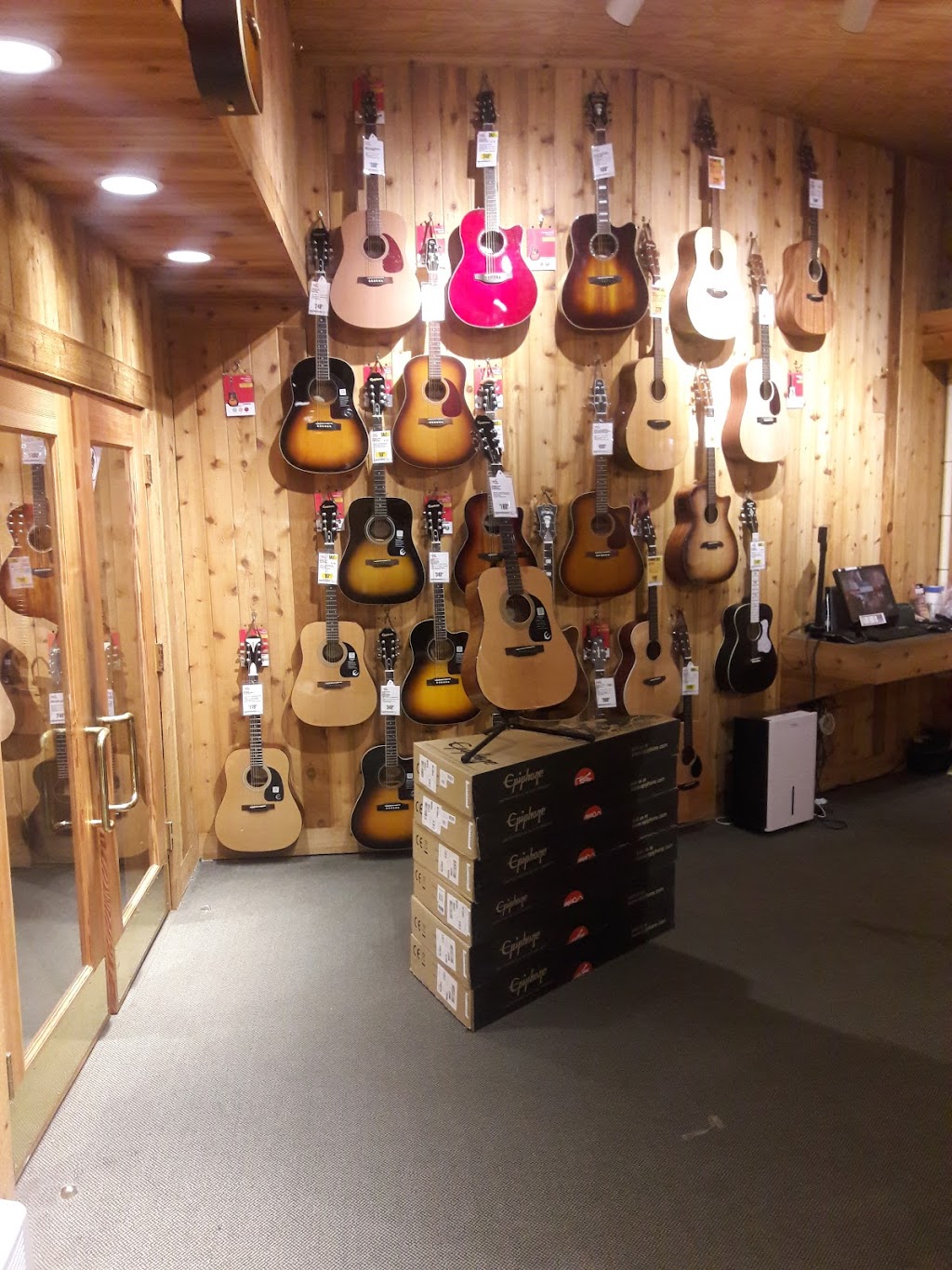 Guitar Center | 186 Banks Crossing, Fayetteville, GA 30214, USA | Phone: (770) 719-2531