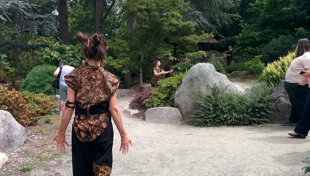 Hutchinson Playground | 59th Ave S & S Norfolk St, 5801 S Pilgrim St, Seattle, WA 98118, USA | Phone: (206) 684-4075