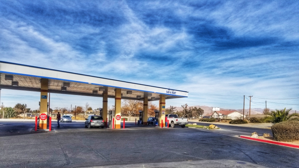 Apple Valley Gasoline & Mart | 21898 CA-18, Apple Valley, CA 92307, USA | Phone: (760) 247-4876