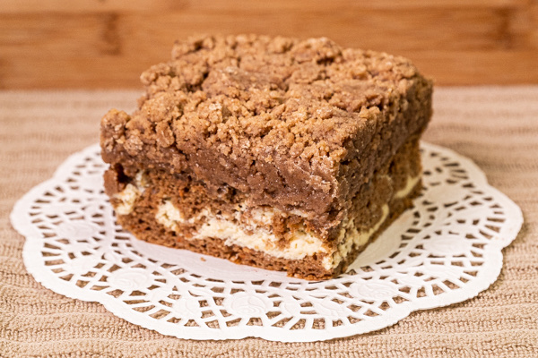 Mike’s Crumb Cake Factory | 1949 NJ-88, Brick Township, NJ 08724, USA | Phone: (732) 475-6140