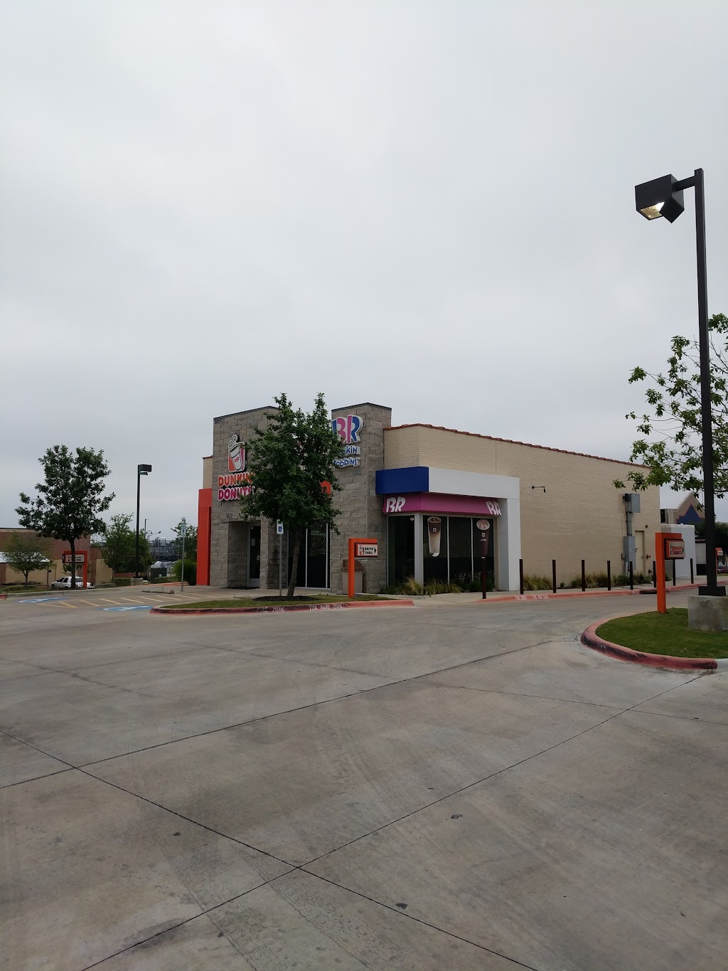 Baskin-Robbins | 20371 I-35, Kyle, TX 78640, USA | Phone: (512) 268-1200