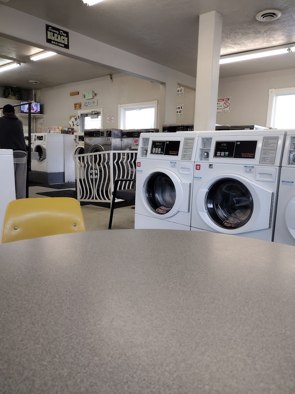 Happy Laundry | 2520 E Linden St e, Caldwell, ID 83605, USA | Phone: (208) 631-0260