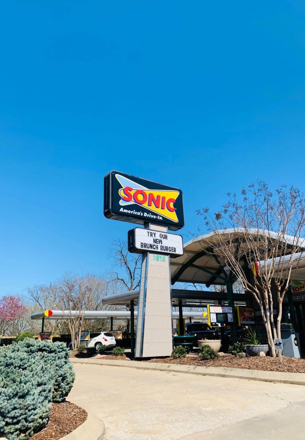 Sonic Drive-In | 1650 Middle Tennessee Blvd, Murfreesboro, TN 37130, USA | Phone: (615) 896-0818