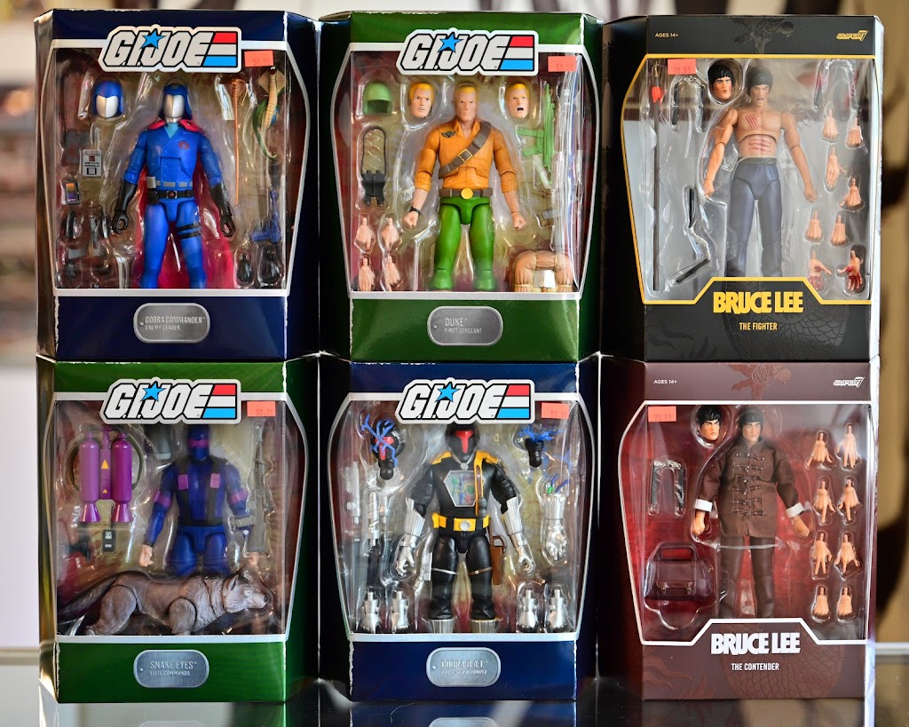 Superhero Toys n More | 40716 Village Dr, Big Bear Lake, CA 92315, USA | Phone: (909) 878-0632