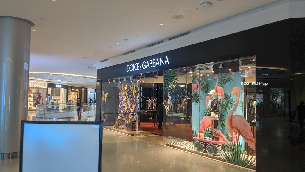 Dolce & Gabbana | c/o Beverly Center, 8500 Beverly Blvd Suite 779, Los Angeles, CA 90048, USA | Phone: (310) 360-7282