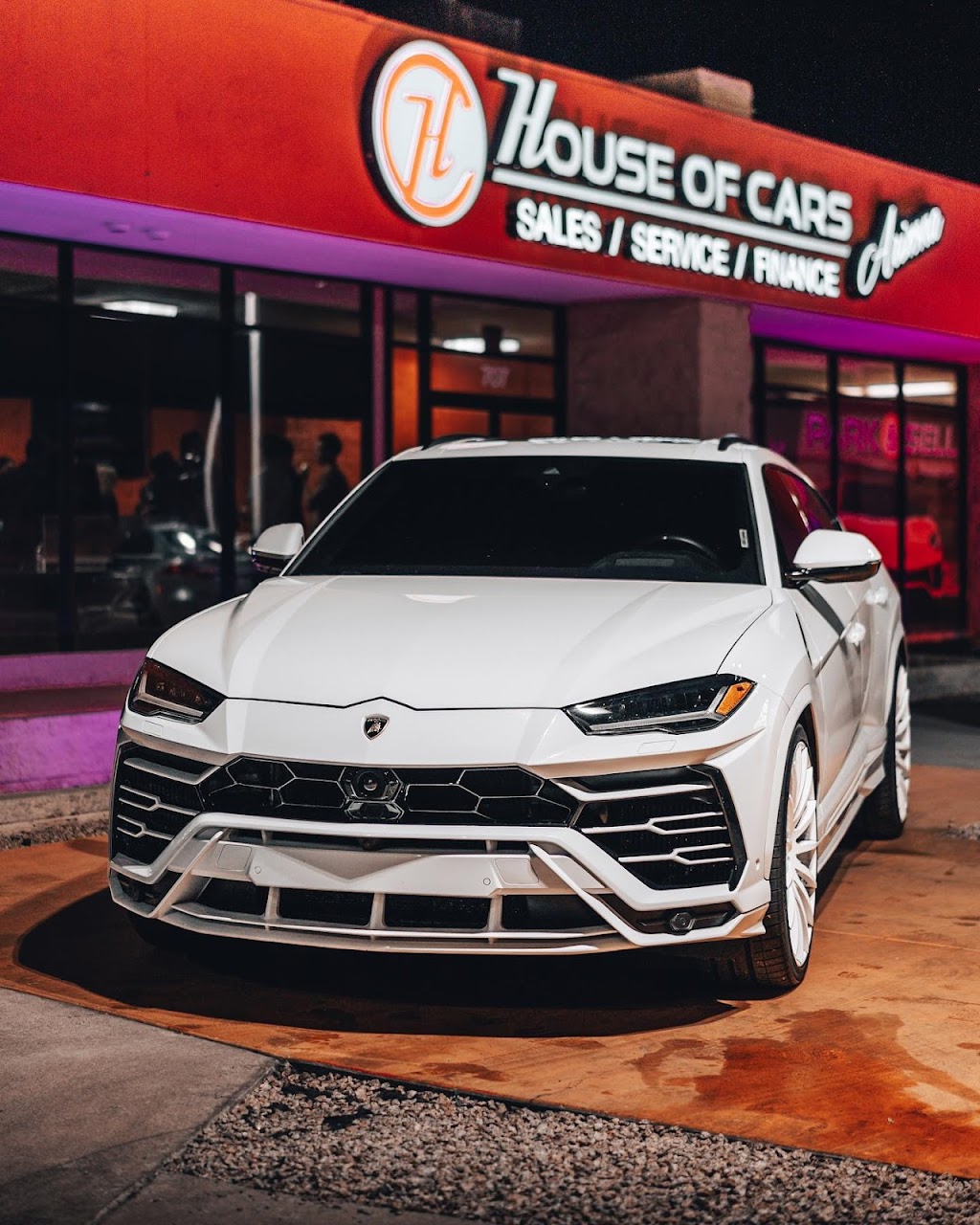 House of Cars Arizona | 707 N Scottsdale Rd, Scottsdale, AZ 85257, USA | Phone: (602) 612-8717