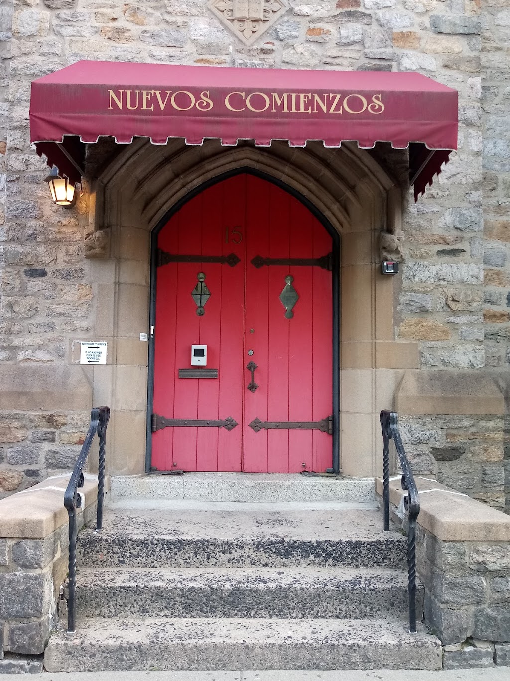 Centro De Adoración Nuevos Comienzos | 15 Grove St, Passaic, NJ 07055 | Phone: (973) 472-3498