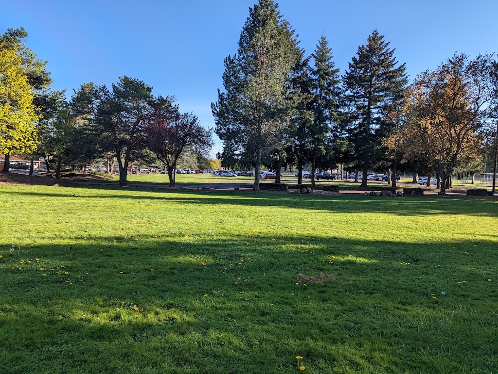 David Douglas Park | 1016 N Garrison Rd, Vancouver, WA 98664 | Phone: (360) 487-8311