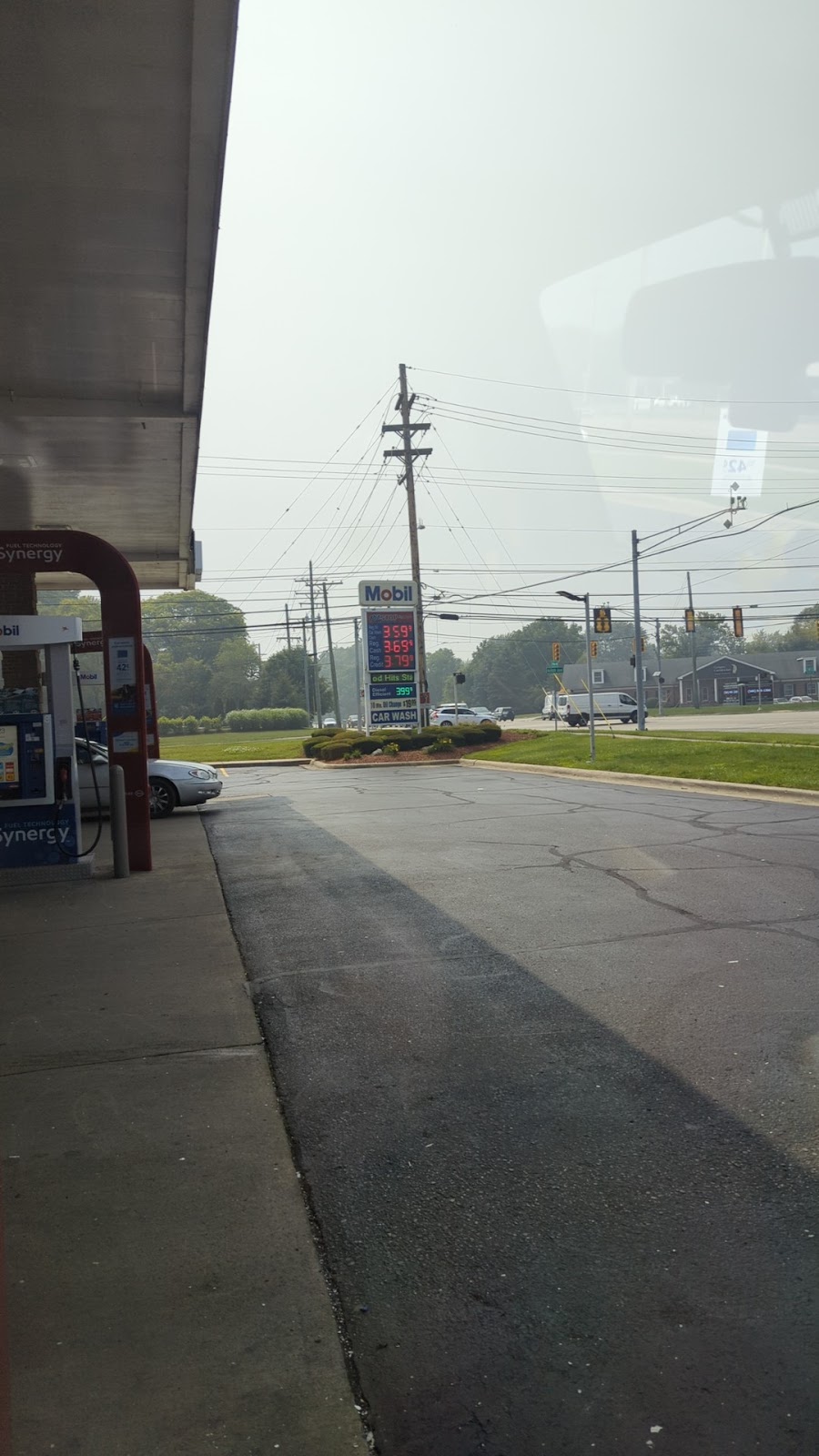 Mobil | 46900 North Ave, Macomb, MI 48042, USA | Phone: (586) 949-8449