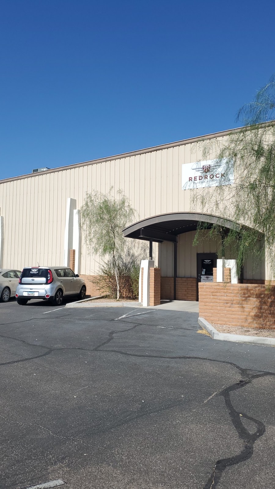 Red Rock Flight School | 4753 E Falcon Dr Suite 103, Mesa, AZ 85215, USA | Phone: (480) 749-1160