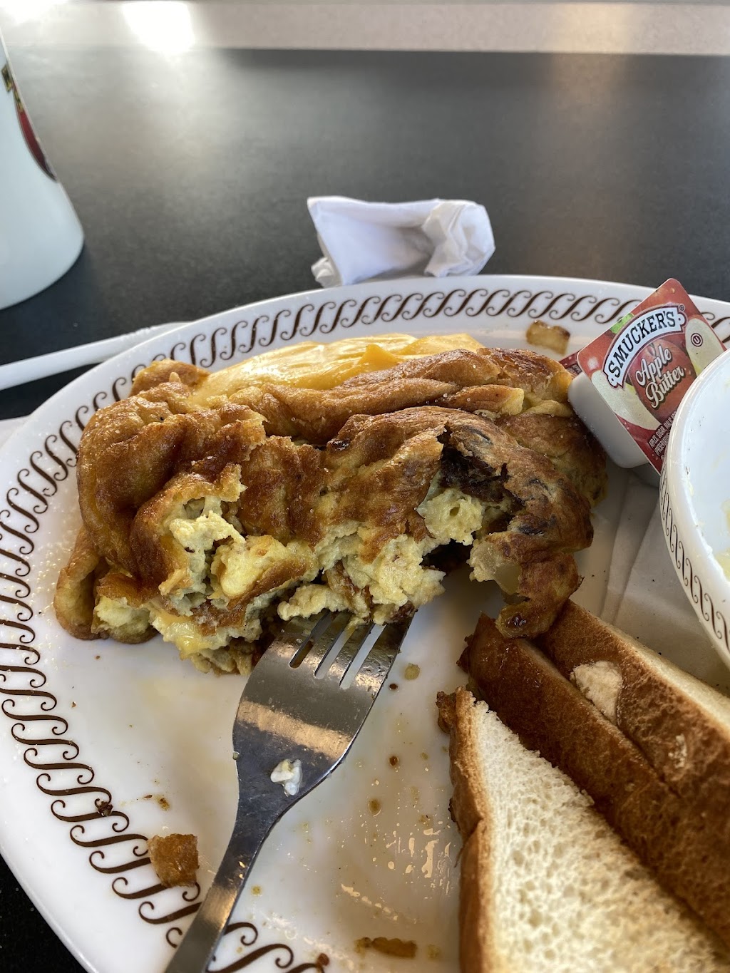 Waffle House | 2125 W Arrowood Rd, Charlotte, NC 28217, USA | Phone: (704) 527-3187