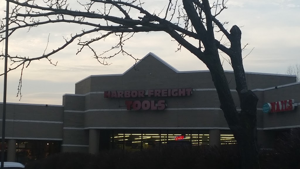 Harbor Freight Tools | 10815 W Florissant Ave, St. Louis, MO 63136, USA | Phone: (314) 524-6536