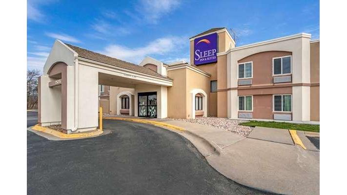 Sleep Inn & Suites Omaha Airport | 2525 Abbott Dr, Omaha, NE 68110, USA | Phone: (402) 342-2525