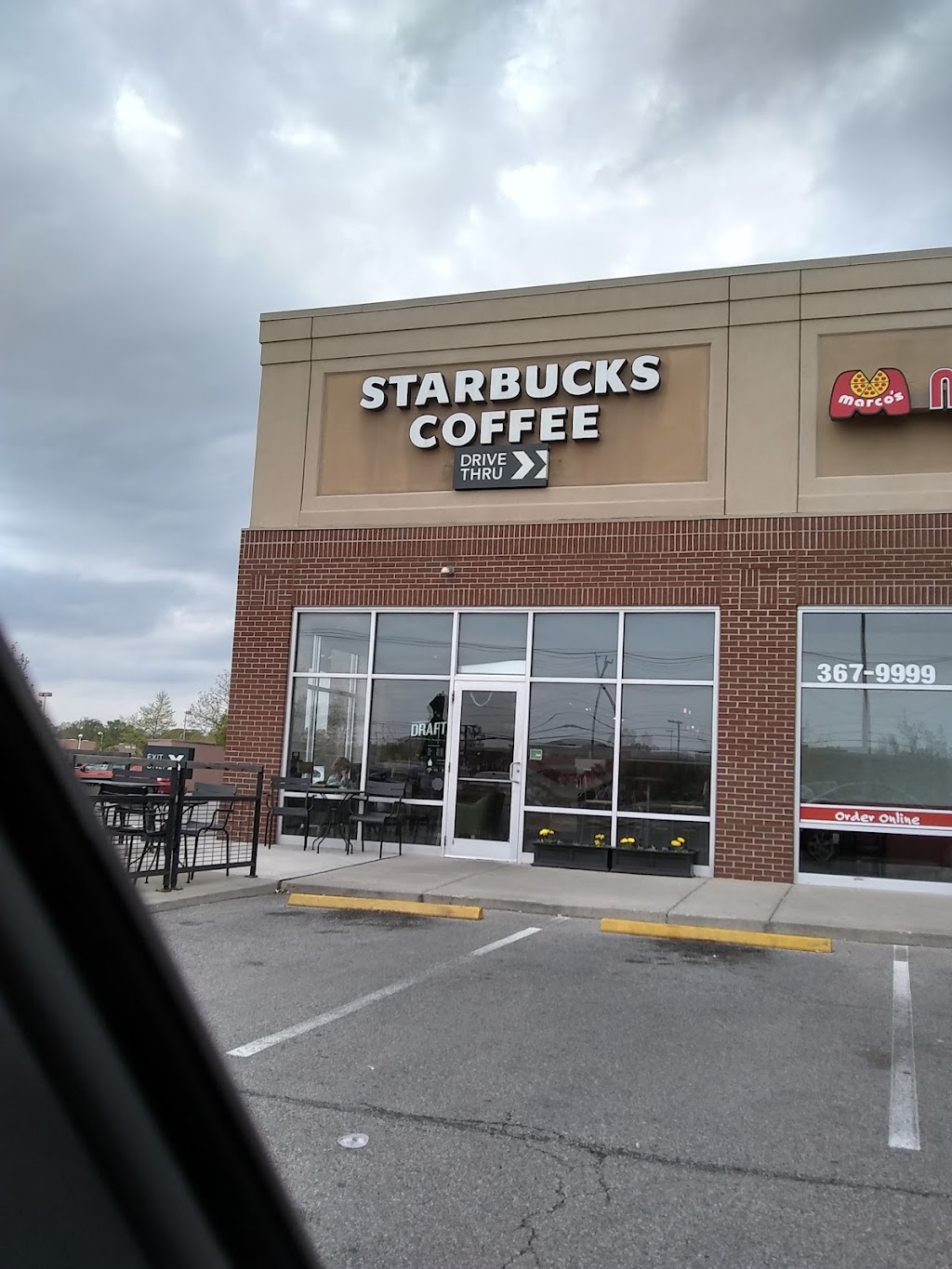 Starbucks 8070 E Broad St, Reynoldsburg, OH 43068
