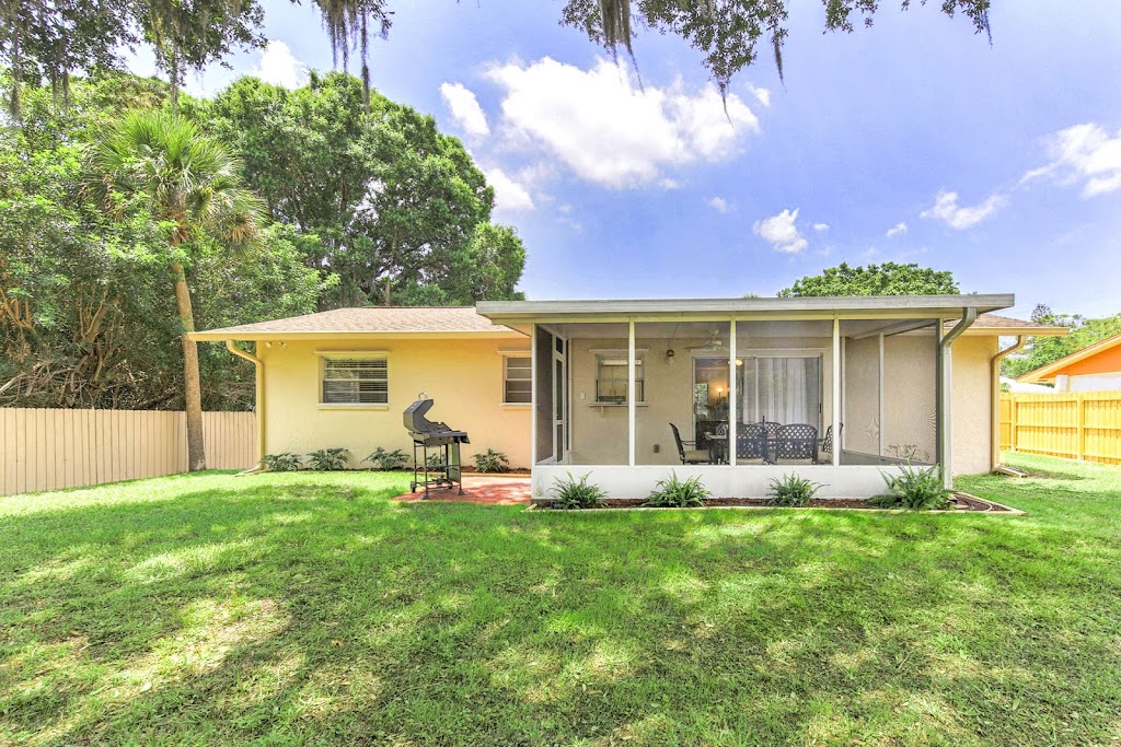 Palm Villa Vacation Rental | 3155 Geneva Rd, Venice, FL 34293, USA | Phone: (941) 275-2771